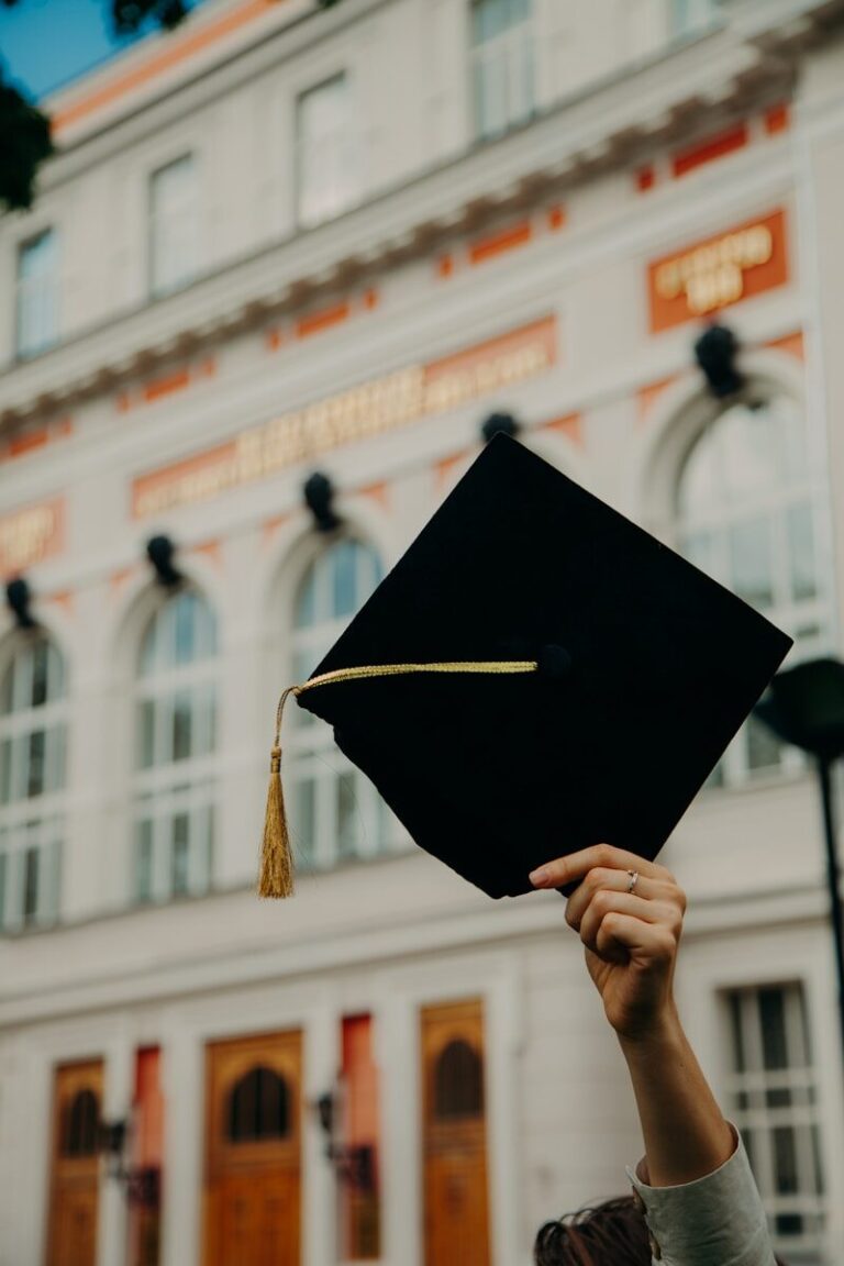 fully funded scholarships in US